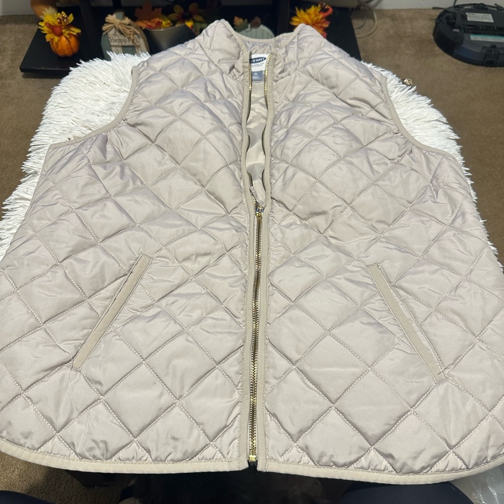 Old Navy Women's Quilted Tan Vest